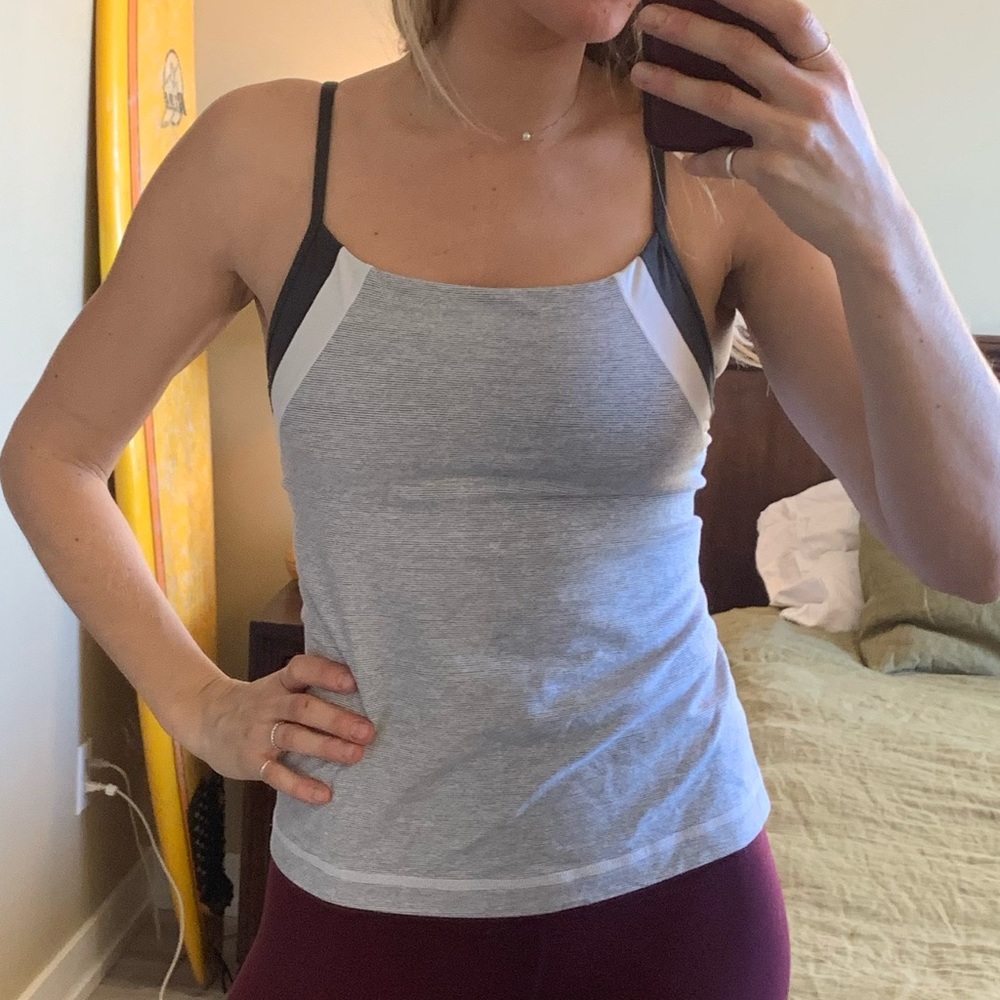 Lululemon tank